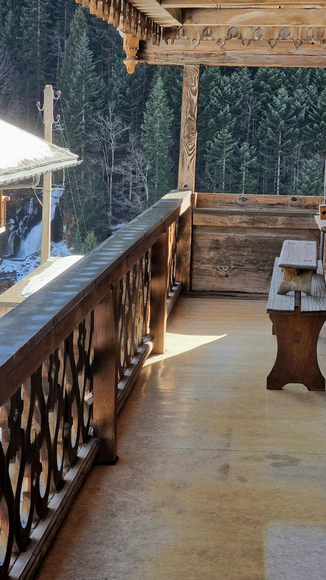 Cascade De Jaun Hotel Екстериор снимка