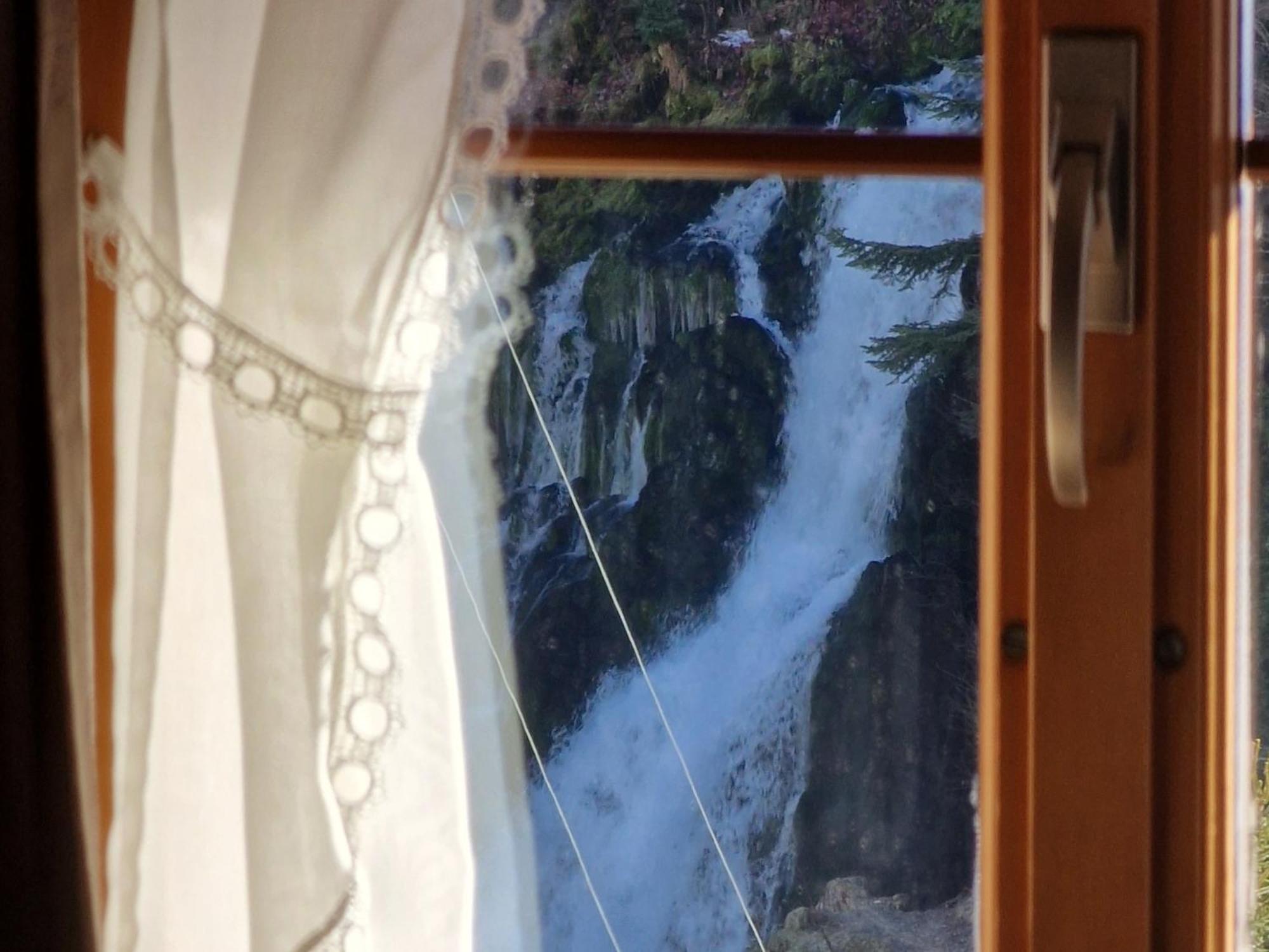 Cascade De Jaun Hotel Екстериор снимка